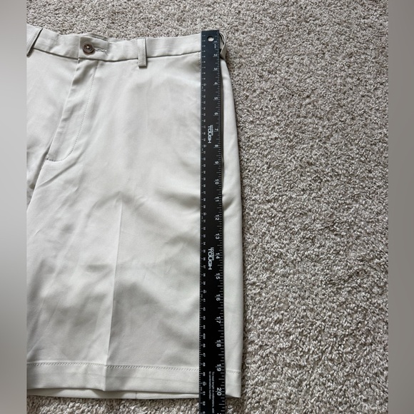 Haggar Cool 18 Pro Shorts 32W NWT Stretch Expandable Waist Golf - Picture 7 of 10